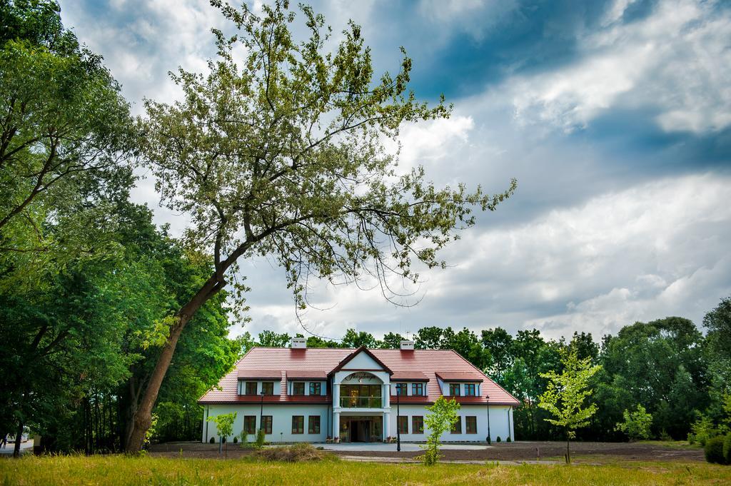 Rezydencja Dwor Polski Bełchatów Eksteriør billede
